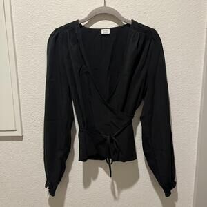 Aritzia Wilfred Lilia Wrap Long Sleeve